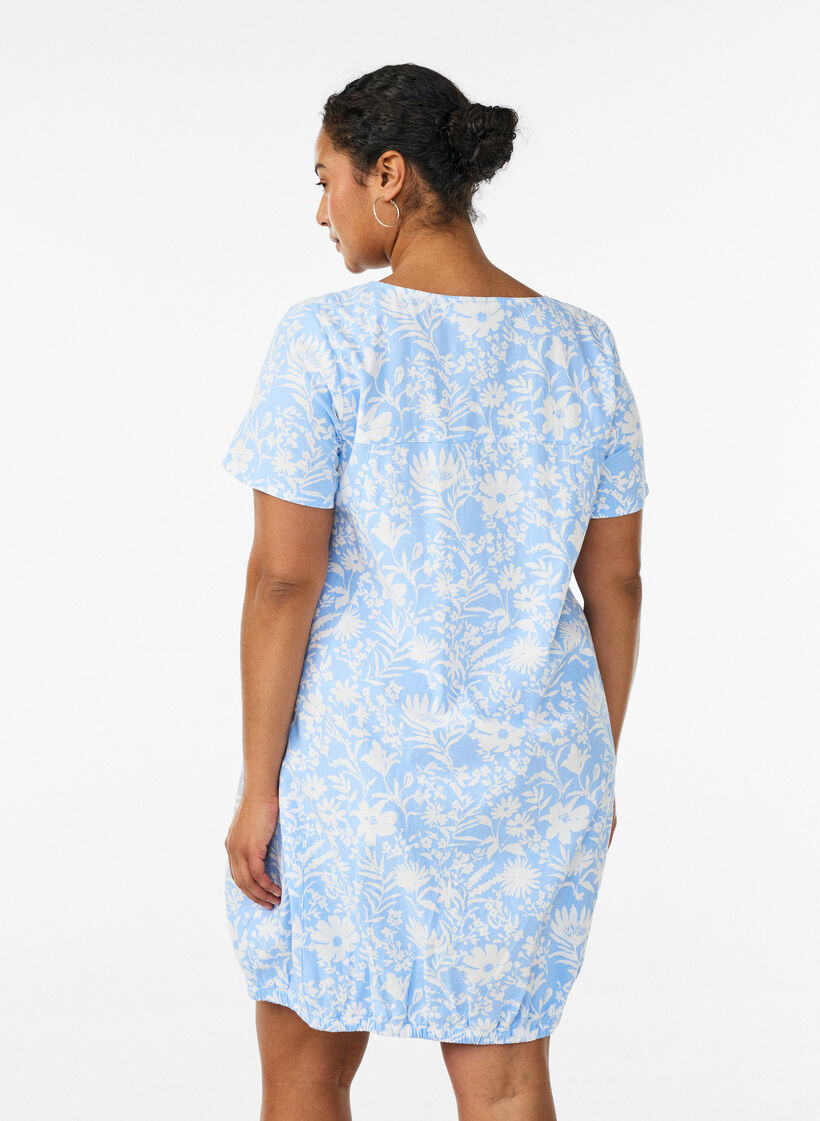 Short-sleeved cotton dress with print, Vanilla, Model image number 2