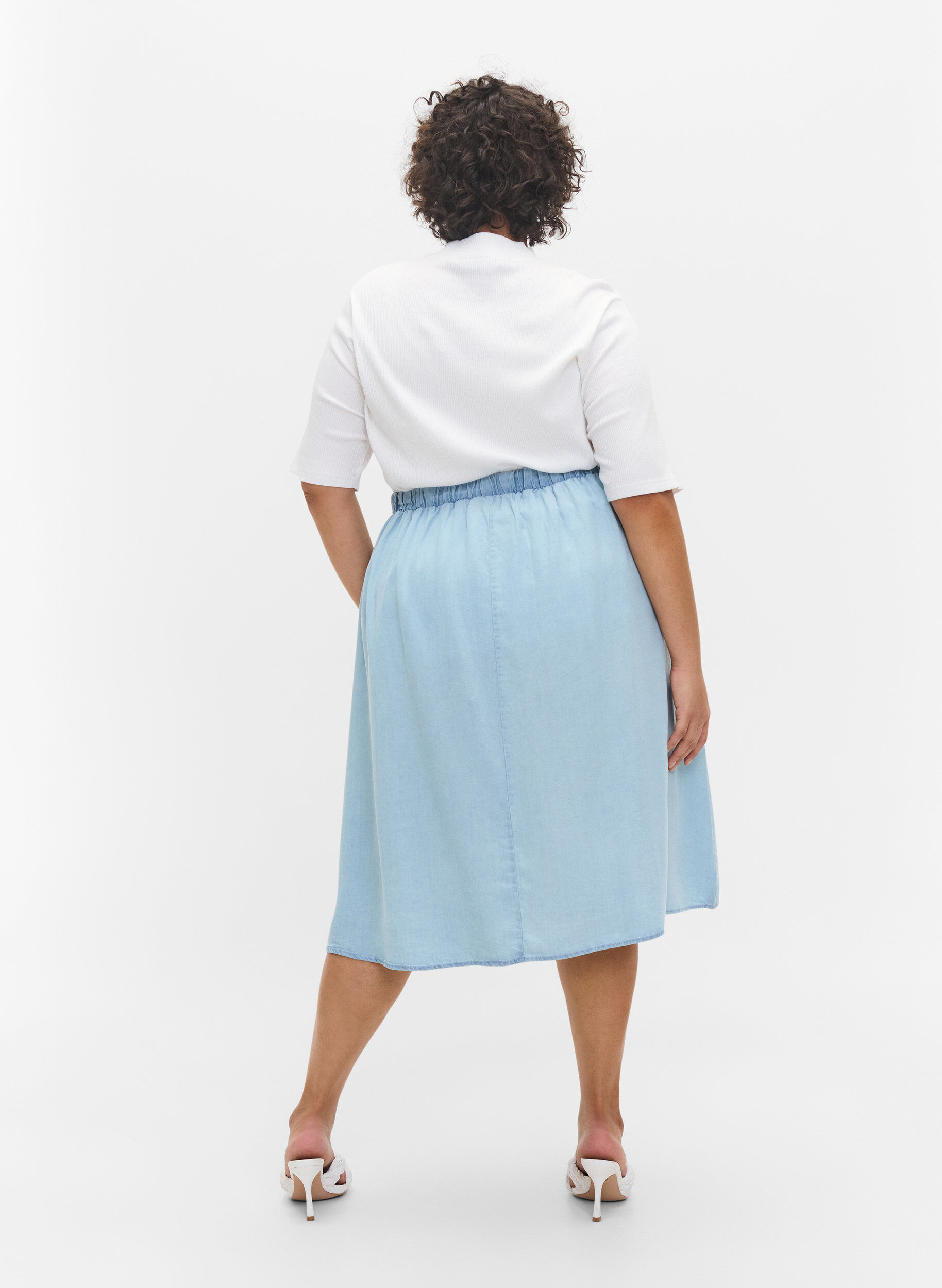Zizzifashion 	 Loose skirt with buttons, Light Blue, Model image number 1