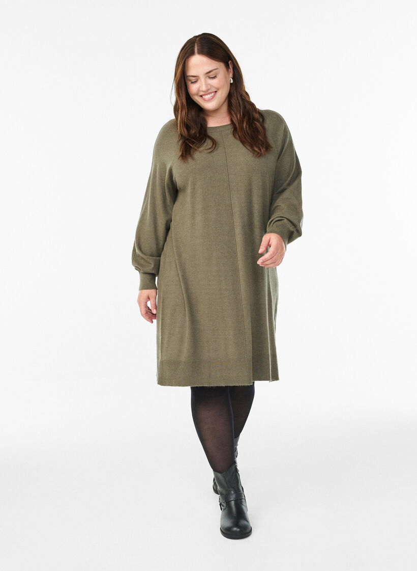 Short knitted dress with raglan sleeves and a centre seam, Green, Model image number 1