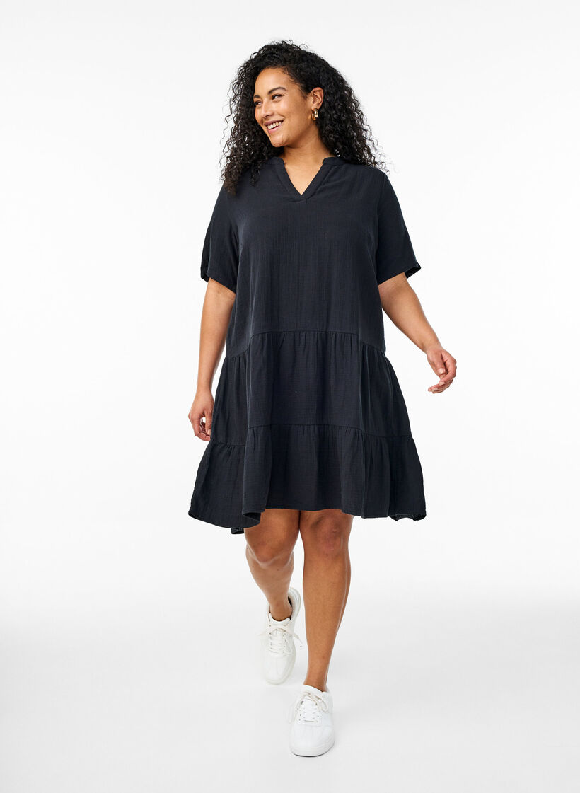 Short A-line dress in cotton muslin, Black, Model image number 1