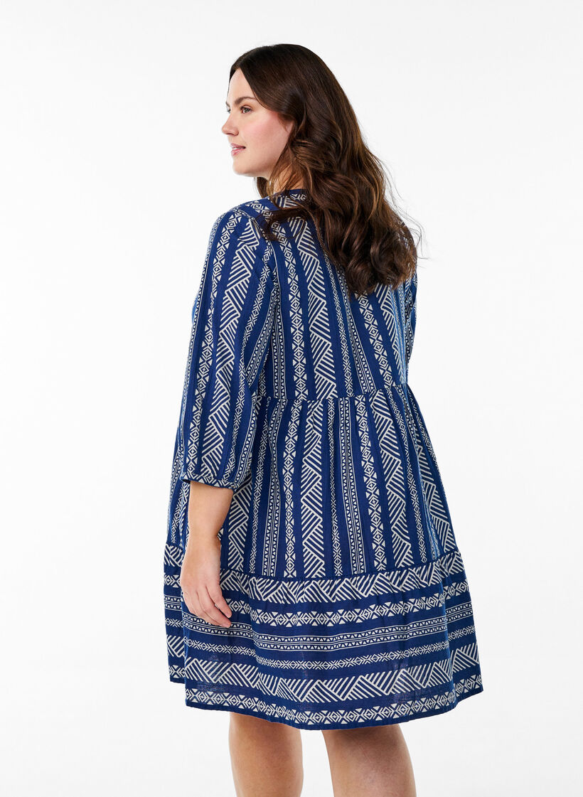 Short dress with graphic print and 3/4 sleeves, Blue, Model image number 2