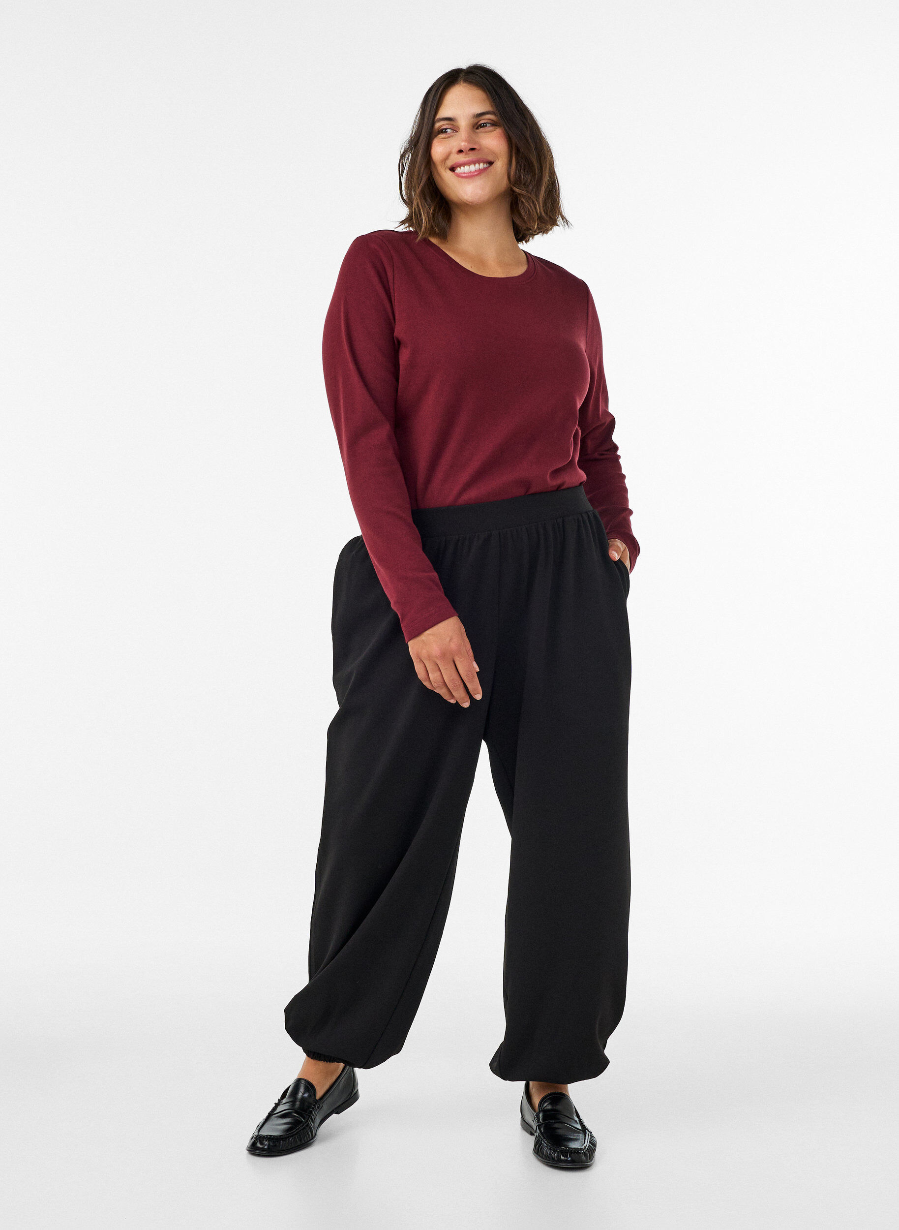 ZizzifashionLong-sleeved basic T-shirt with round neck, Red, Model image number 1