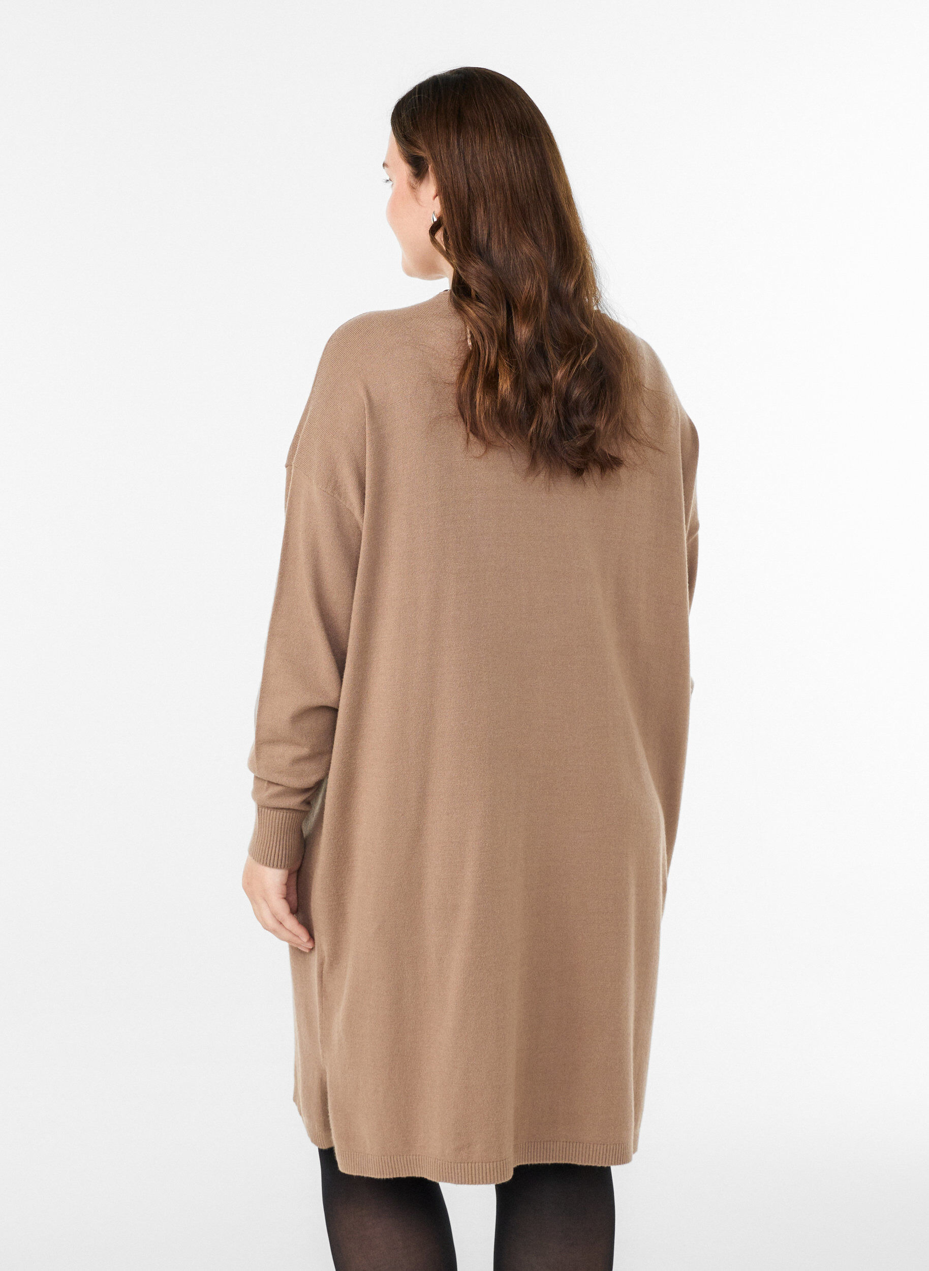 Zizzifashion Short knit dress with centre seam and pockets, Brown, Model image number 2