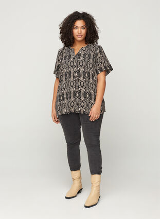 Printed blouse with short sleeves, Graphic AOP, Model image number 2