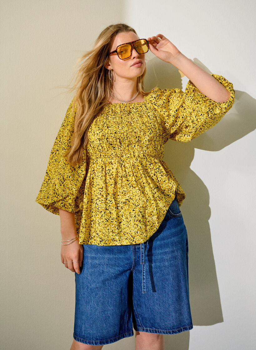 Straight fit denim shorts with tie belt, Blue, Image image number 0