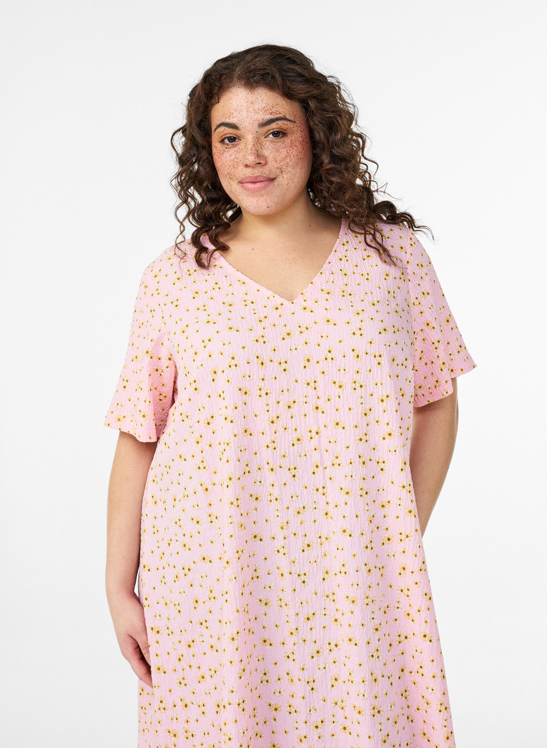 ZizzifashionShort-sleeved dress with V-neck, Rose, Model image number 2