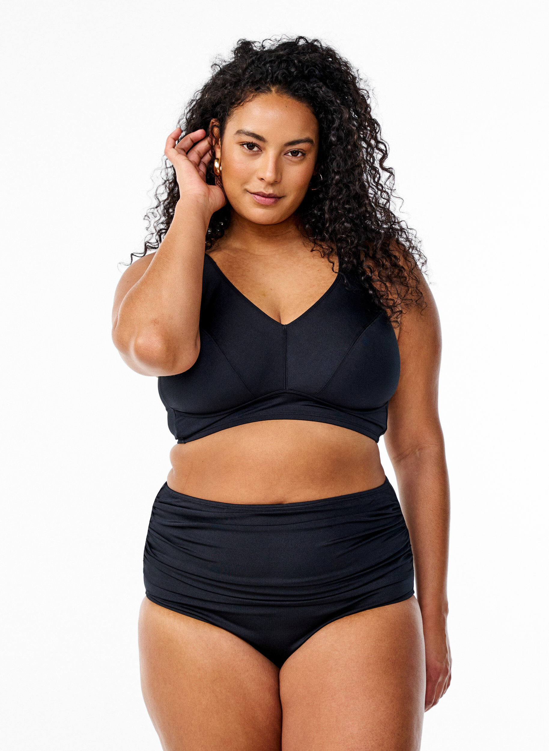 Zizzifashion Bikini top with full coverage, Black, Model image number 1