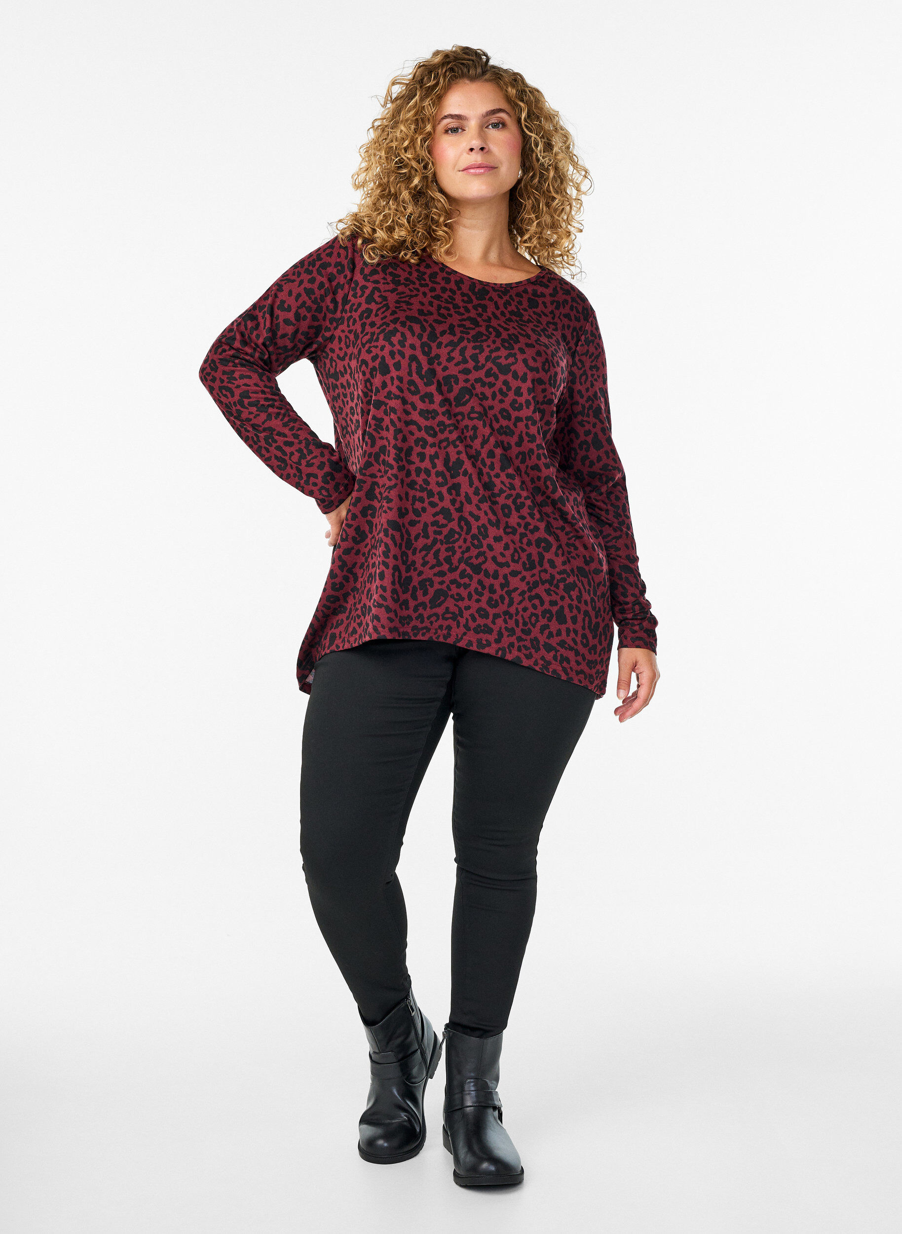 ZizzifashionLeopard print blouse with long sleeves, Dark Bordeaux, Model image number 1