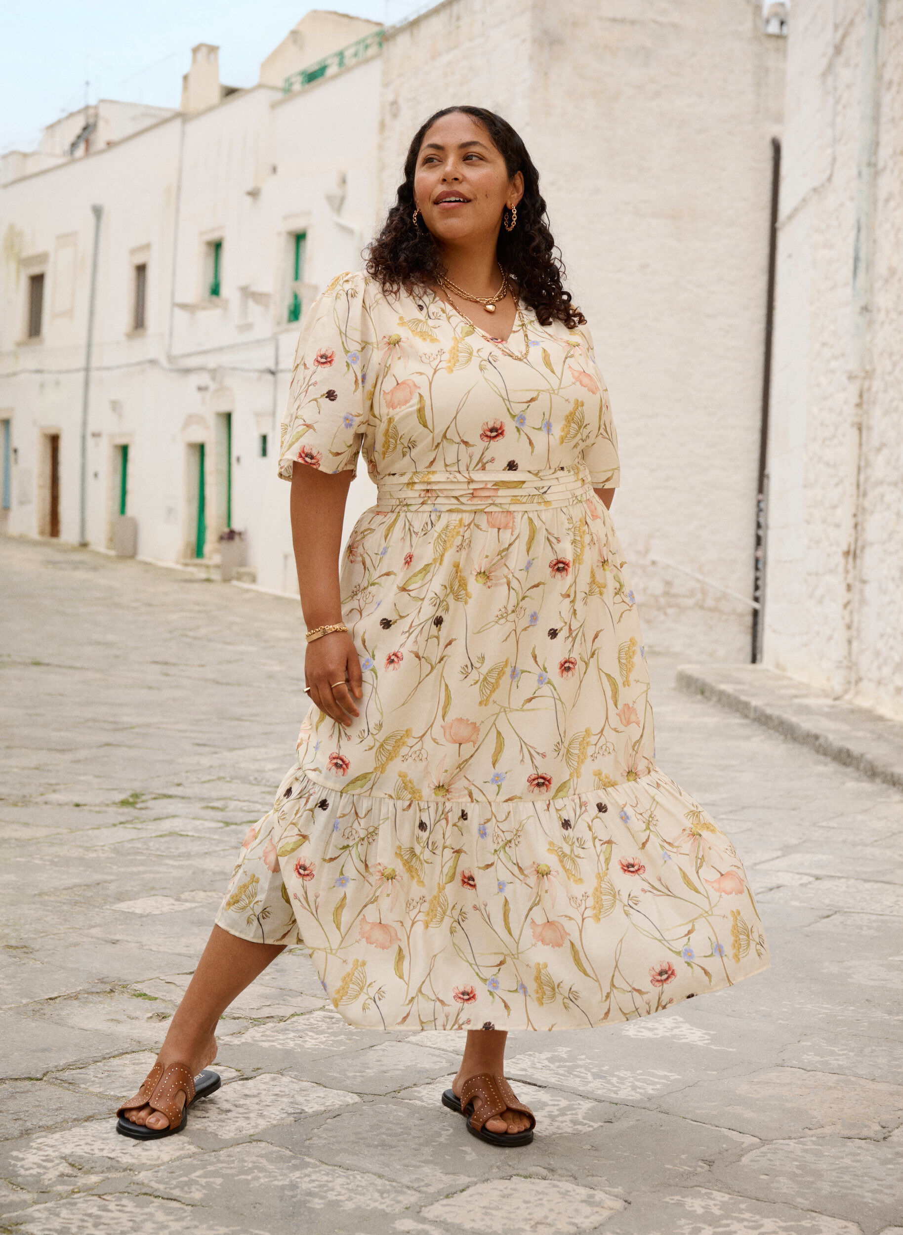 Zizzifashion Floral midi dress with an A-line shape, Beige, Image image number 0