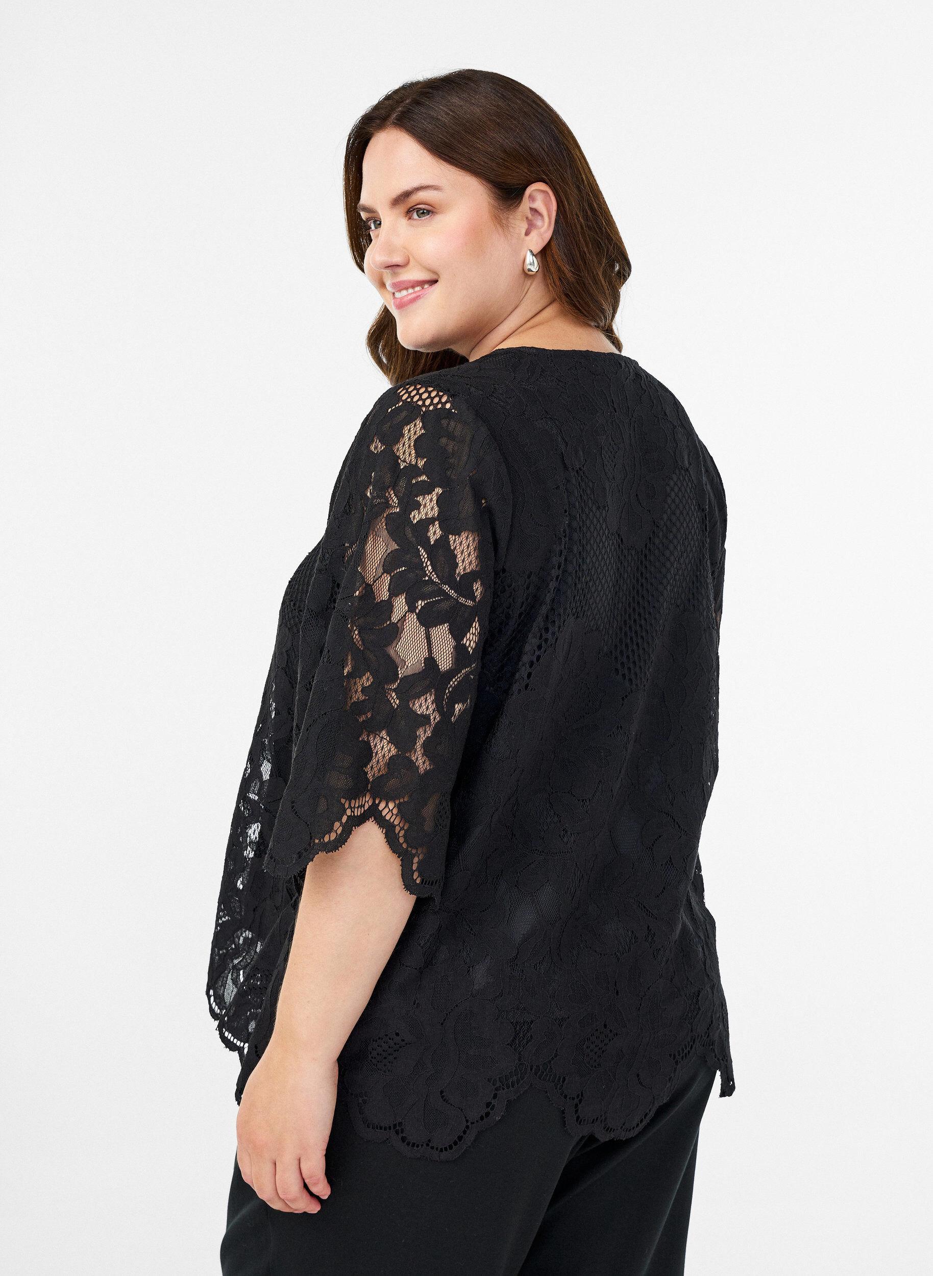 Zizzifashion Lace blouse with V-neck and 1/2 sleeves, Black, Model image number 2