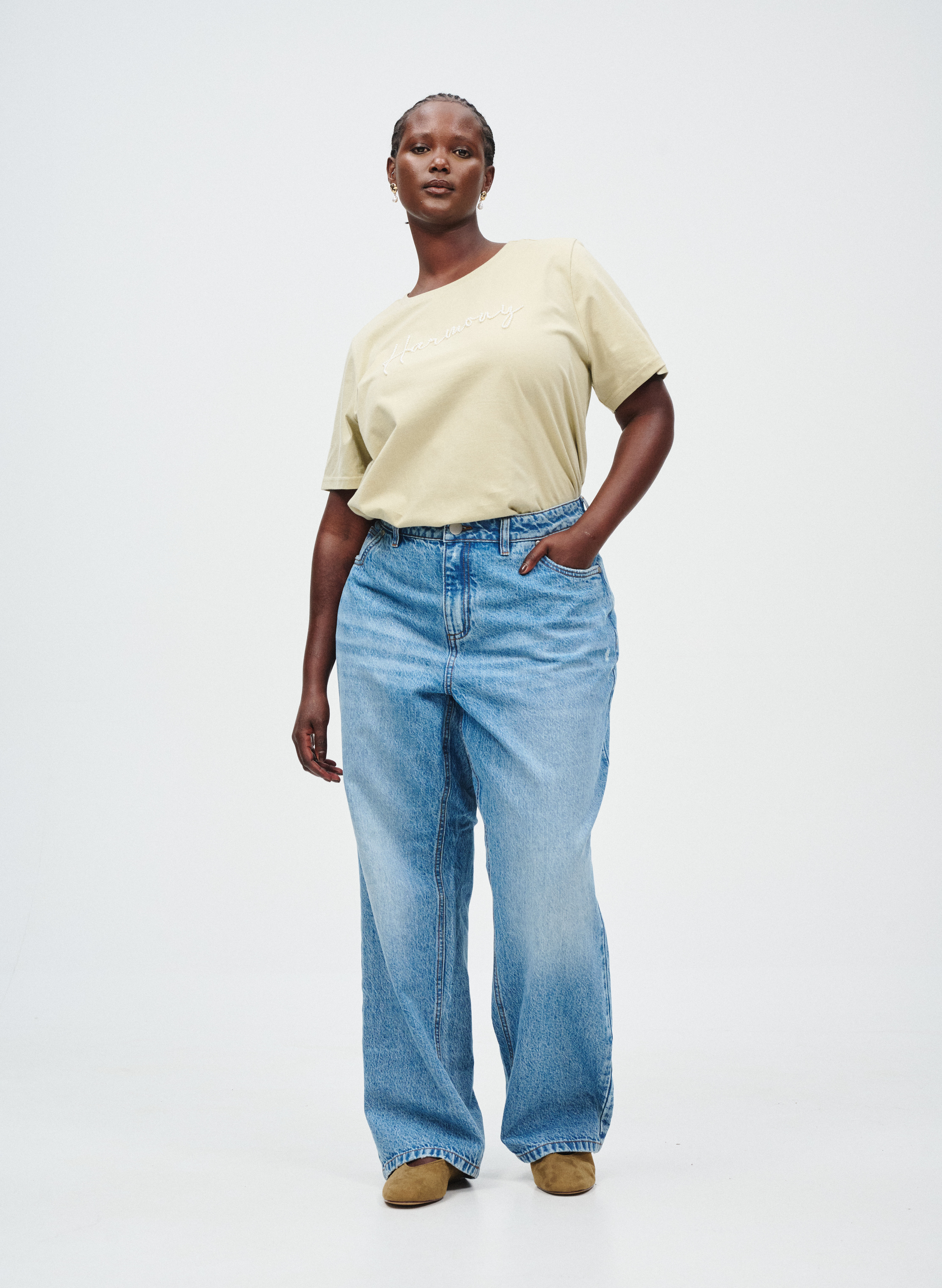 Zizzifashion T-shirt with pearls, , Model