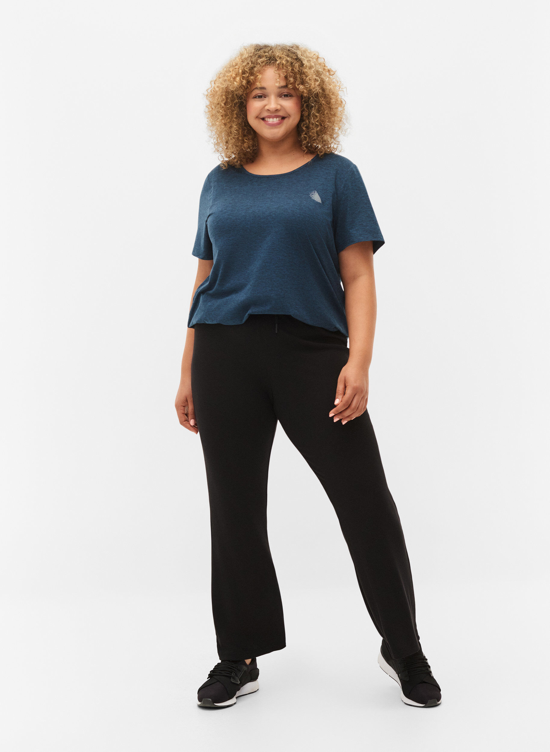 Zizzifashion Melange training t-shirt with round neck, Night Sky Mel., Model image number 2