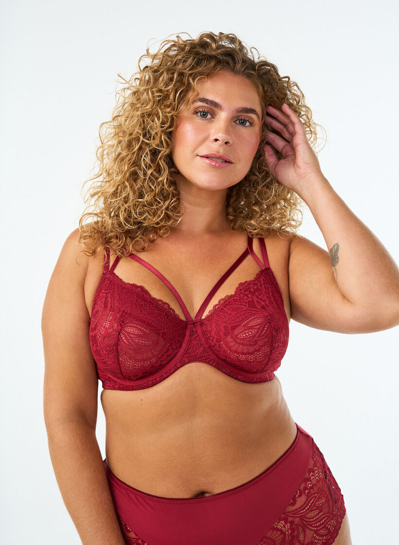 Full coverage bra with lace and double straps, Black, Model image number 0