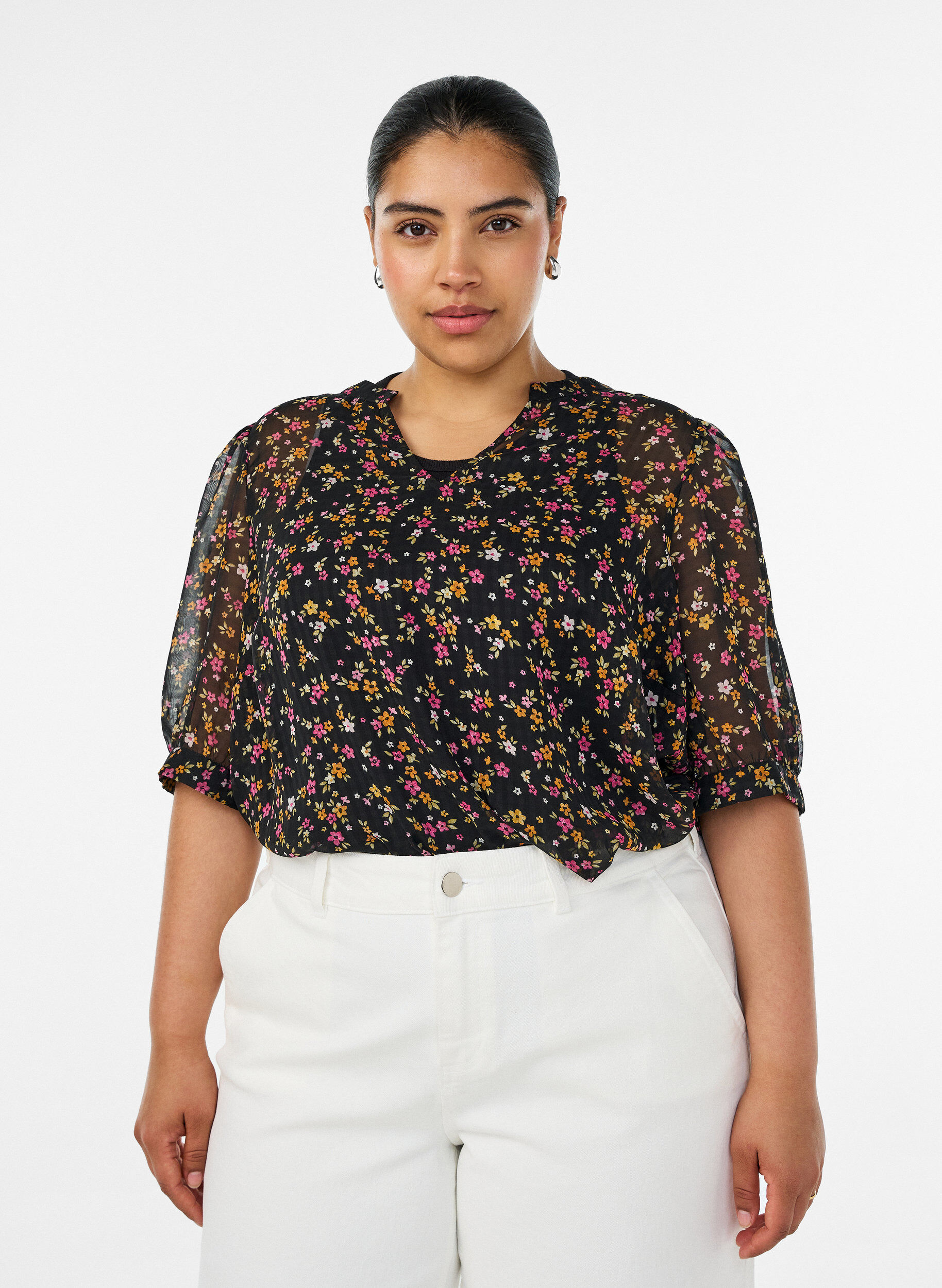 Zizzifashion Blouse with floral print and V-neck, Black, Model image number 0