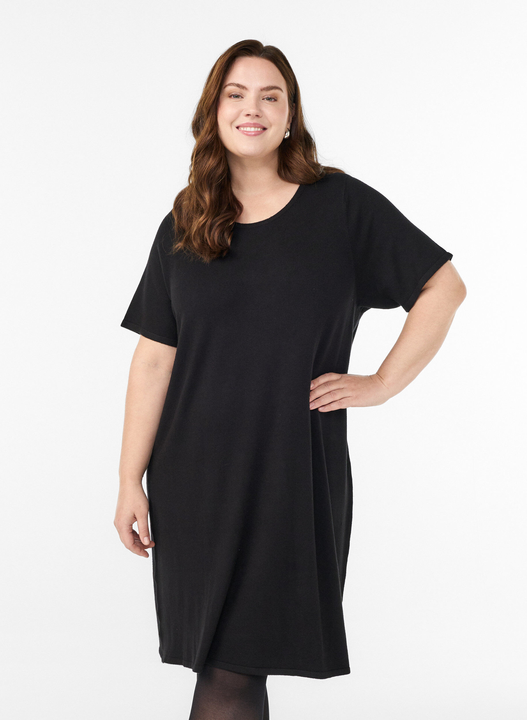 Knee-length knit dress with short sleeves, Black, Model