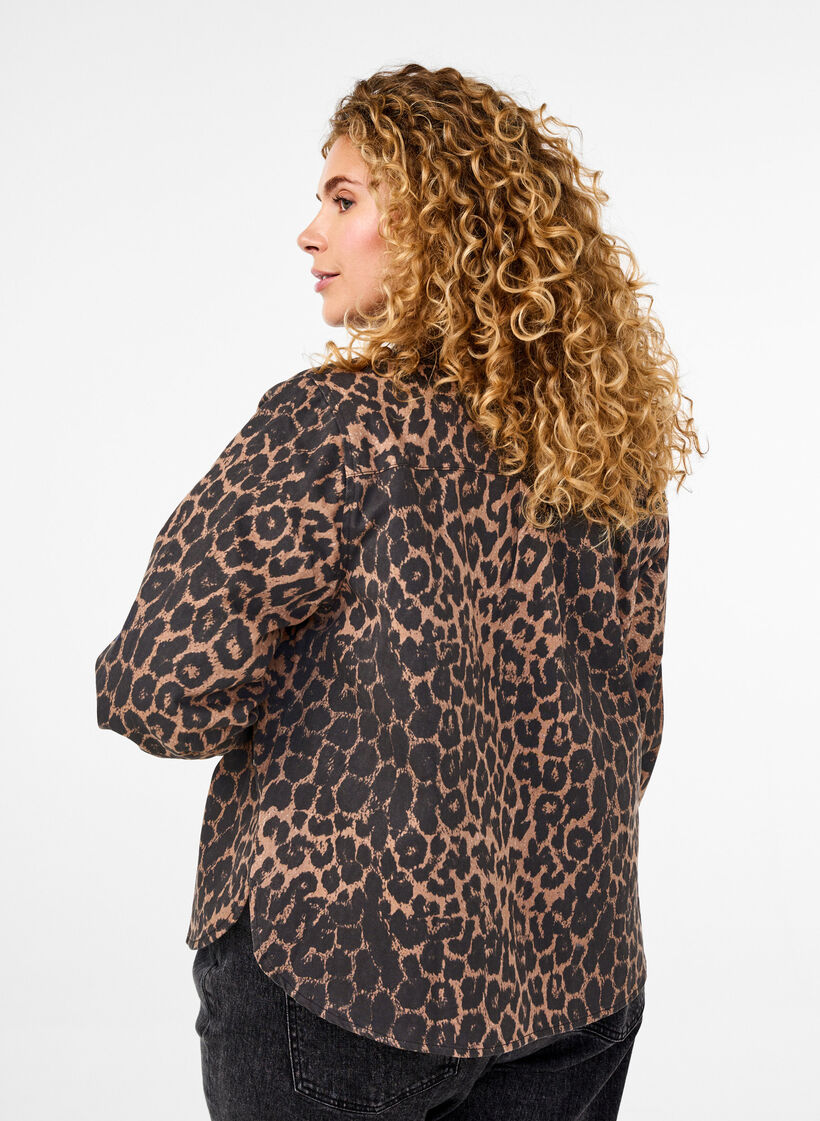 Canvas jacket with leopard print, Leo AOP, Model image number 1