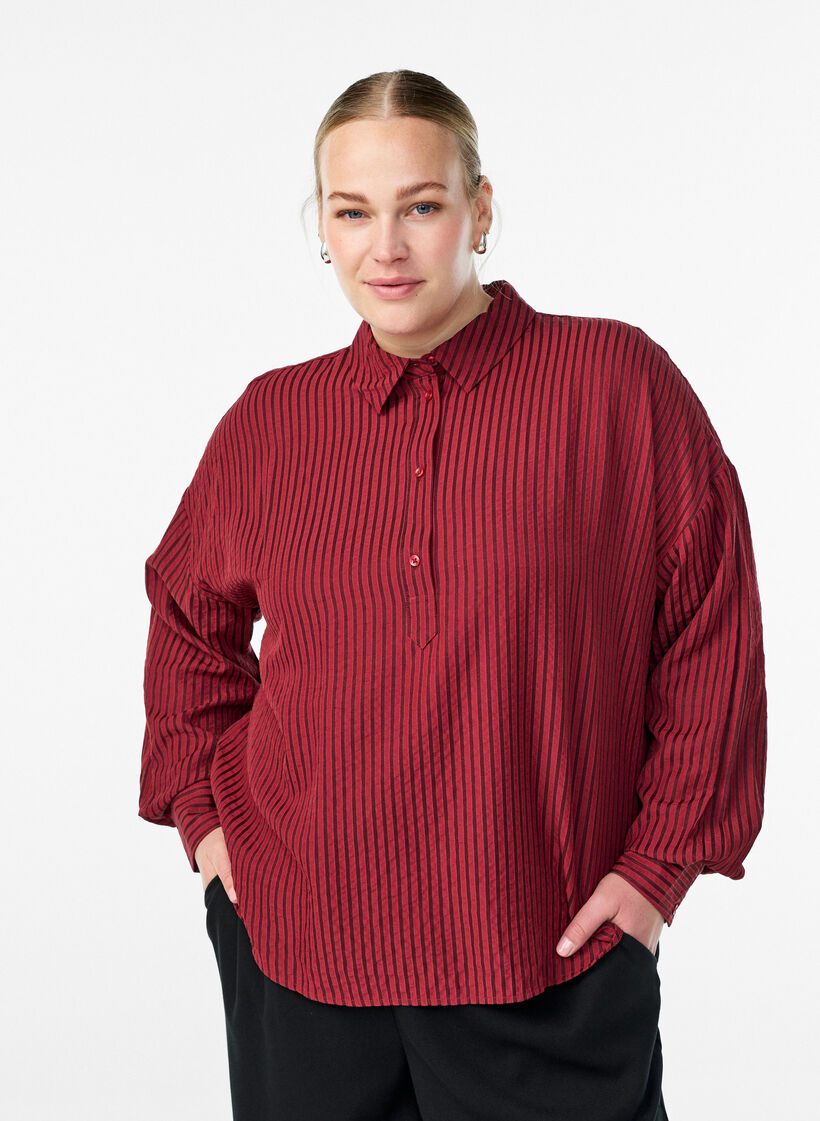 Striped shirt with button detail on the back, Red, Model image number 0