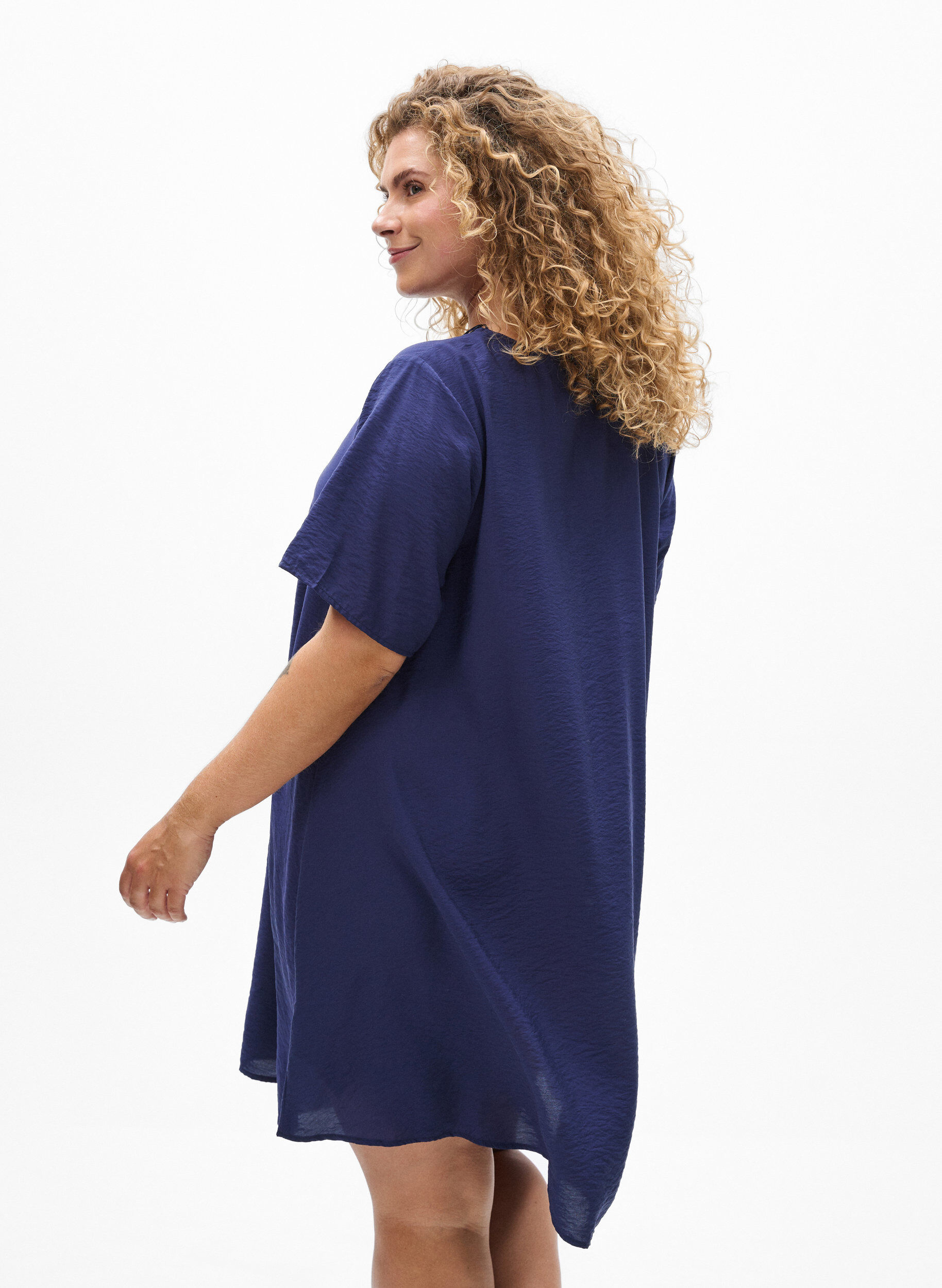 Zizzifashion A-line viscose dress with short sleeves, Blue, Model image number 2