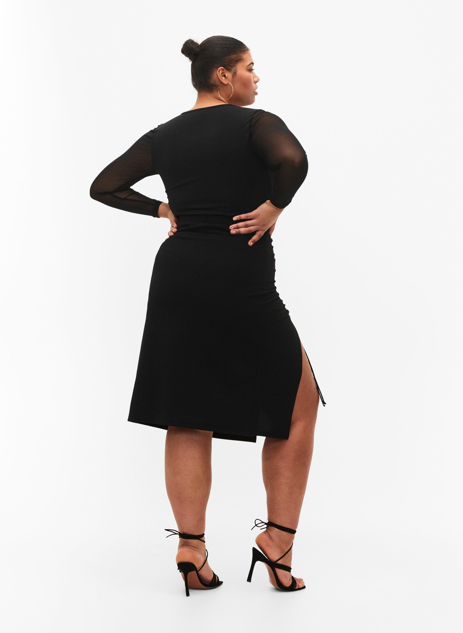 Zizzifashion Midi skirt with slit and ruched effect, Black, Model image number 1