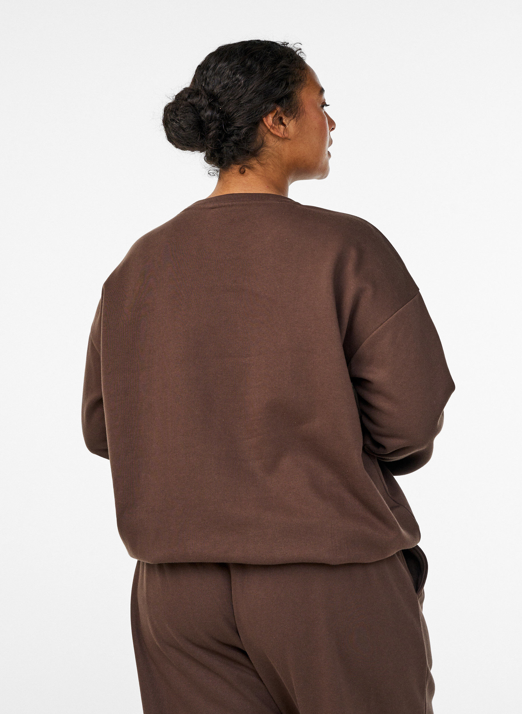ZizzifashionSweatshirt with motif, Brown, Model image number 2