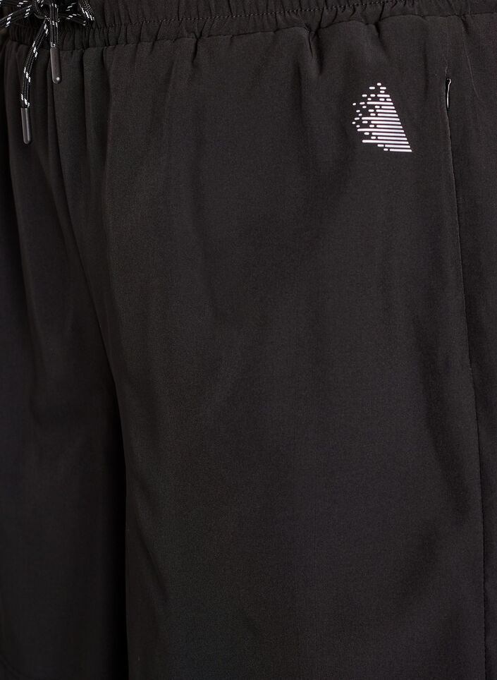 Training shorts with inner shorts and a phone pocket, Black, Packshot