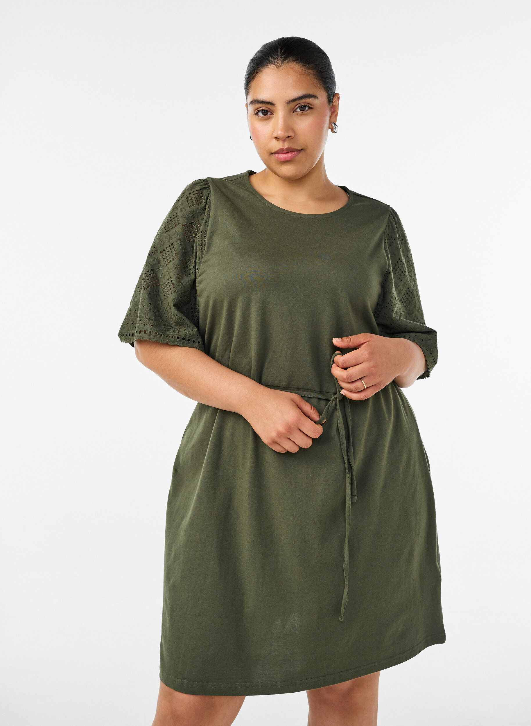 Zizzifashion Cotton dress with broderie anglaise sleeves and a tie-waist, Green, Model image number 0