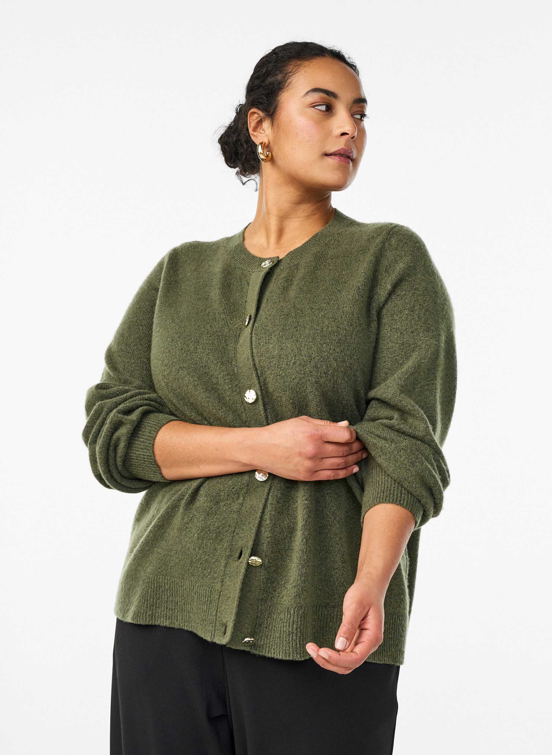 Cardigan in soft knit with gold-coloured buttons, Green, Model