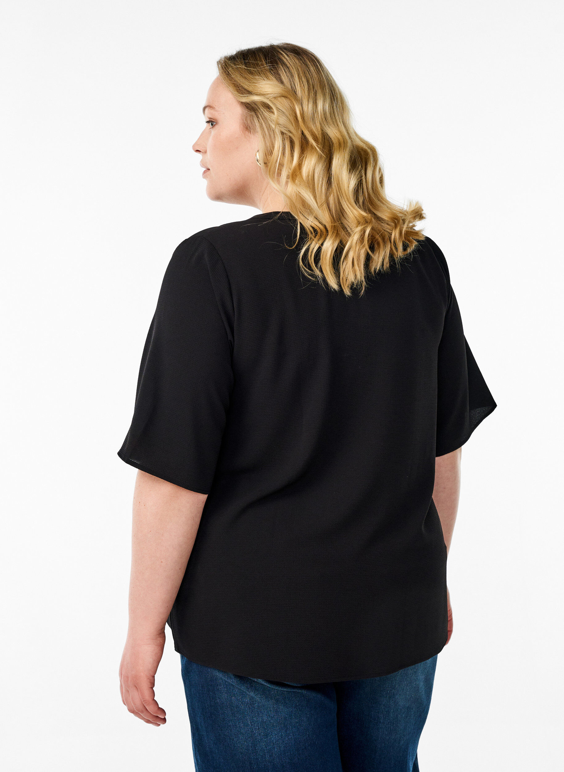 Zizzifashion Short-sleeved blouse with V-neck, Black, Model image number 2