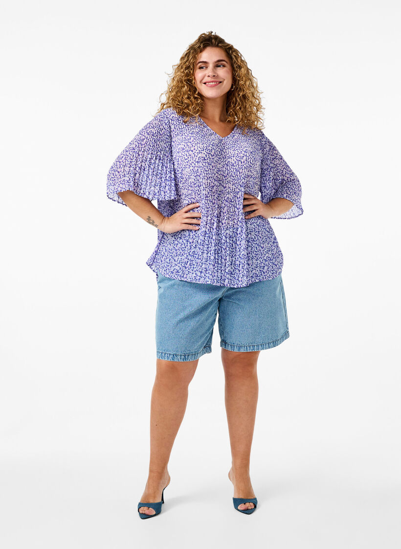 Pleated floral blouse, Small Flower AOP, Model image number 2