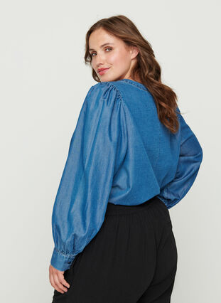Blouse with long puff sleeves and buttons, Blue denim, Model image number 1