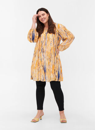 Long-sleeved viscose tunic with print, Apricot AOP, Model image number 3