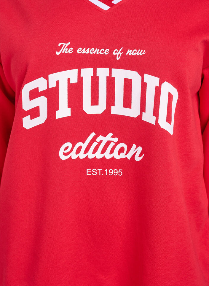 Sweatshirt with V-neck and text print, Red, Packshot image number 2