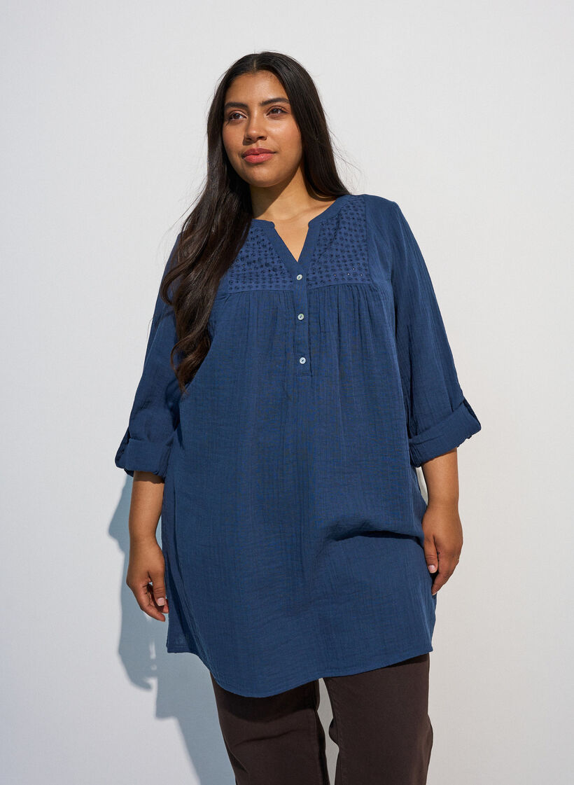 Cotton muslin tunic with broderie anglaise, Blue, Model image number 0
