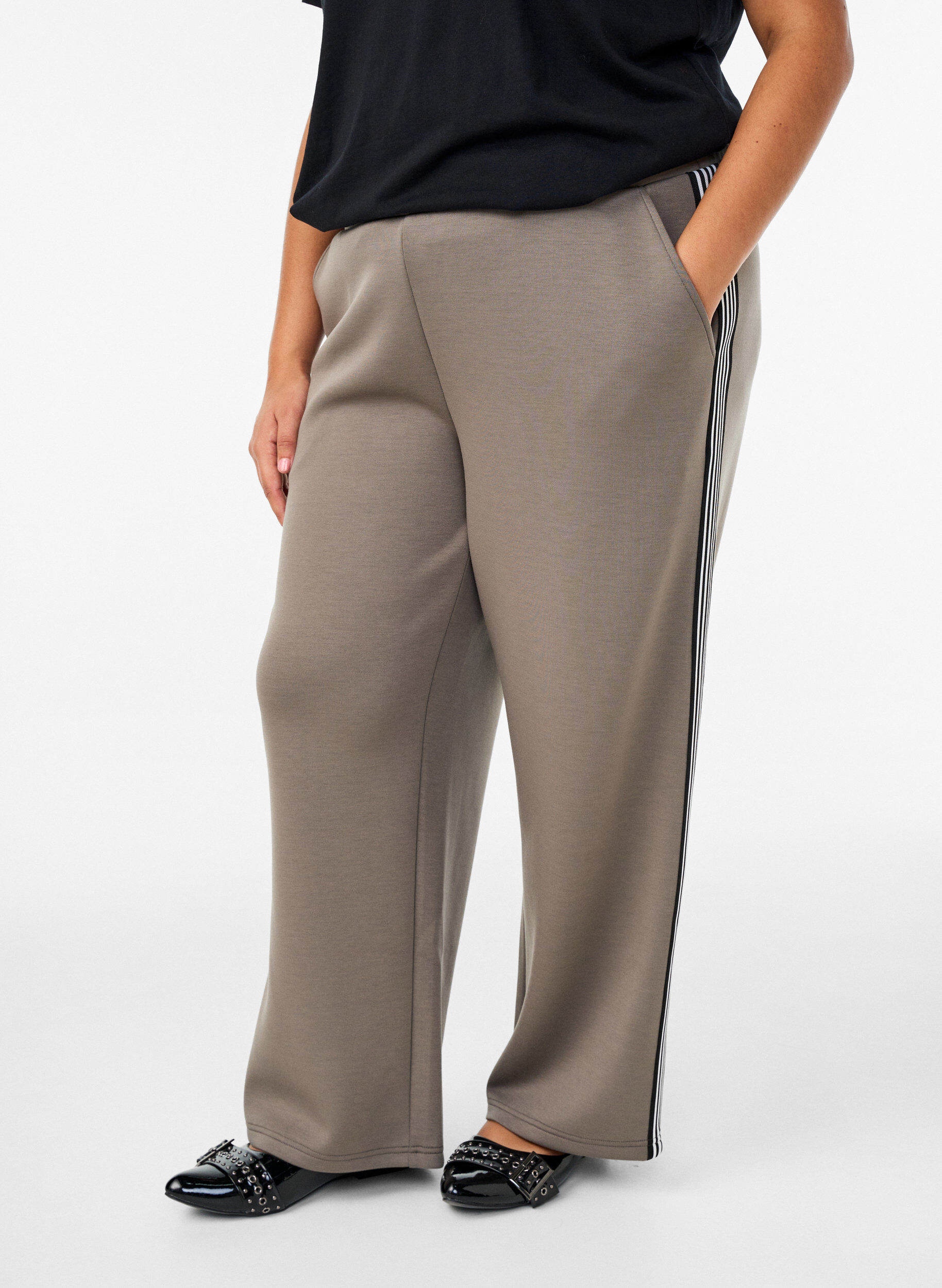 Zizzifashion Trousers with side stripes, Beige, Model image number 2