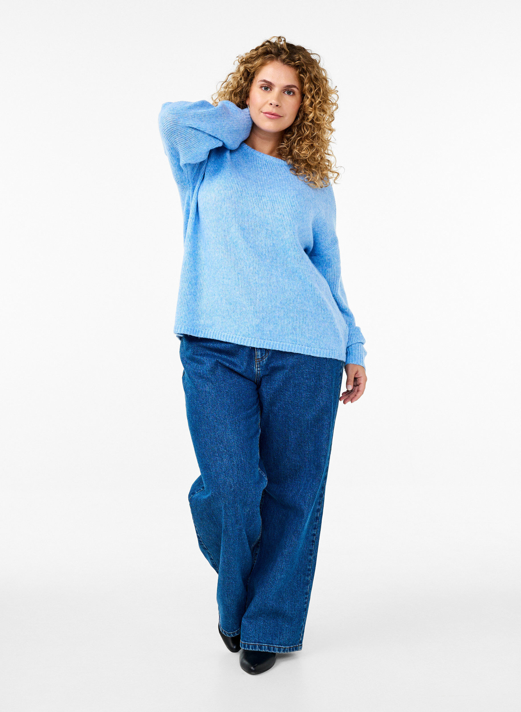 Zizzifashion Long-sleeved knitted jumper with wool and a round neck, Della R. Blue Mel., Model image number 2