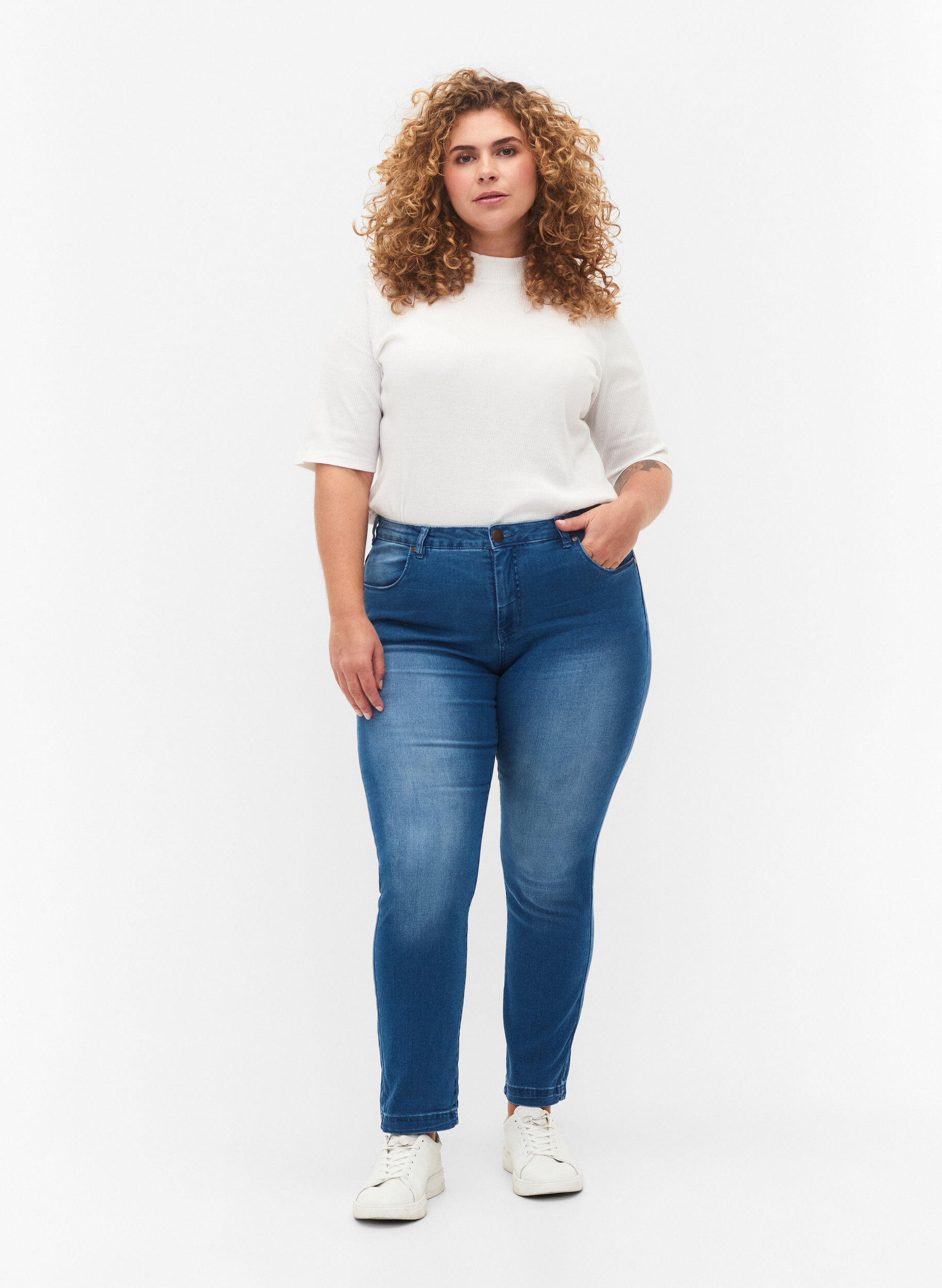 Slim fit Emily jeans with normal waist, Light Blue, Model