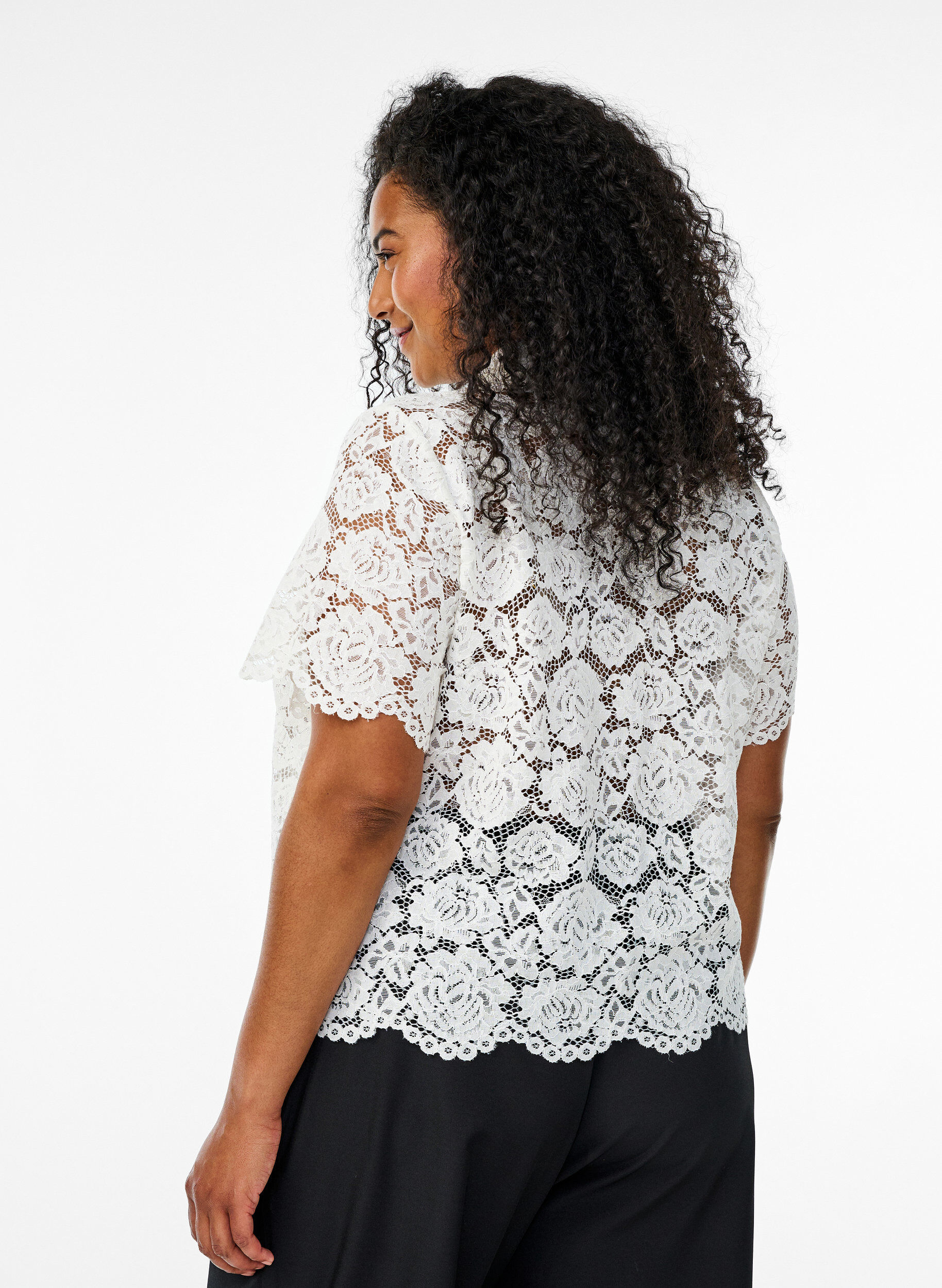 Zizzifashion Lace shirt blouse with pearl buttons, Vanilla, Model image number 2