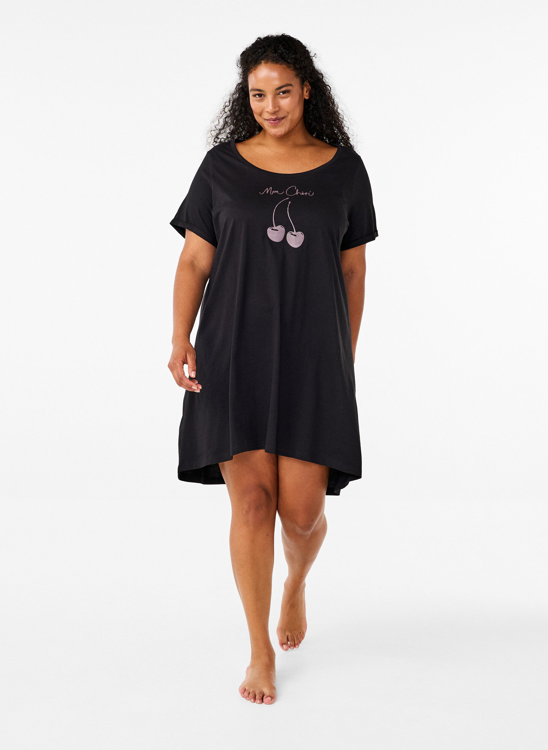 Zizzifashion Short-sleeved nightgown in organic cotton, Black, Model image number 1