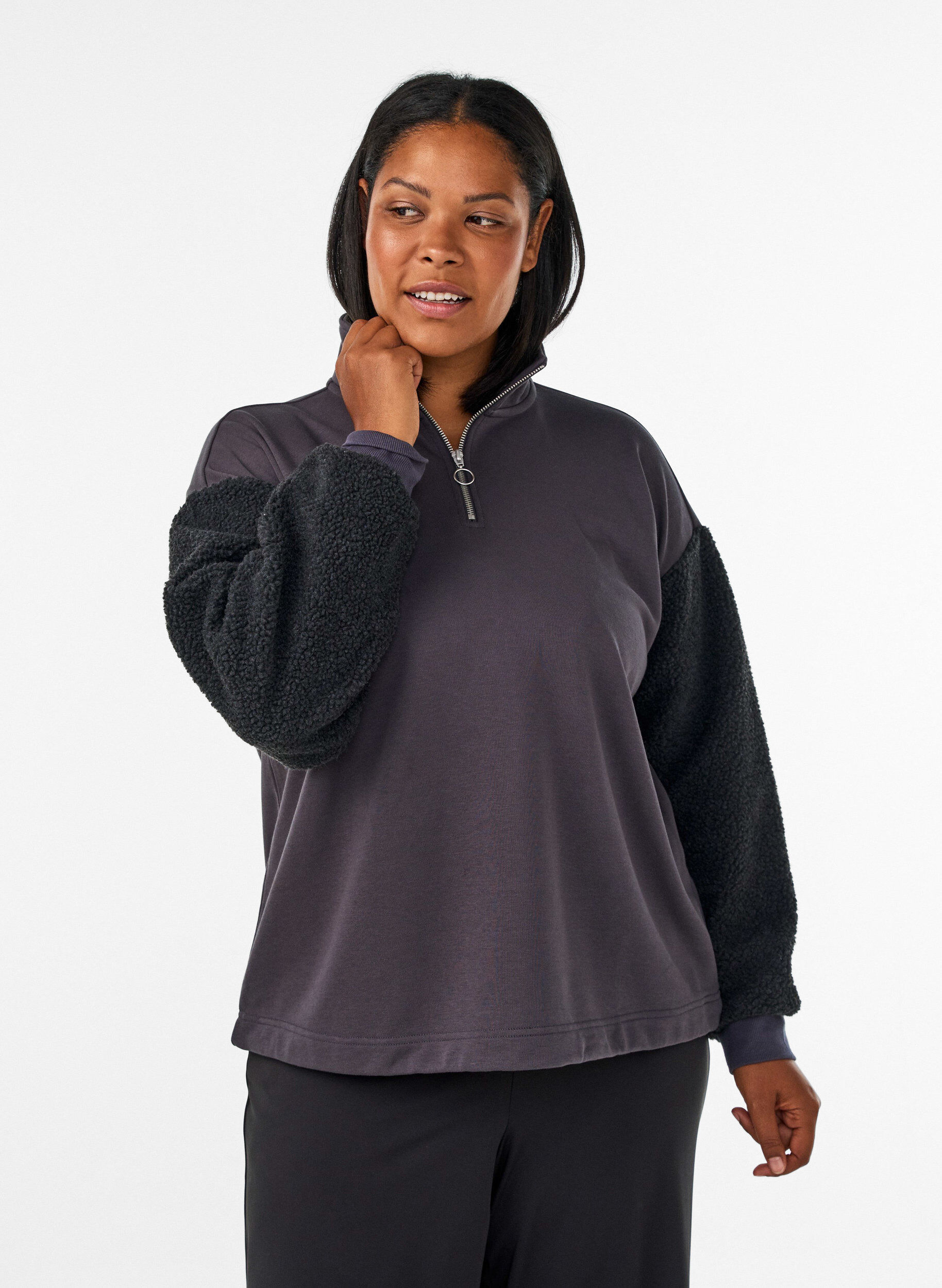 Sweatshirt with teddy sleeves and a high neck, Dark Grey, Model