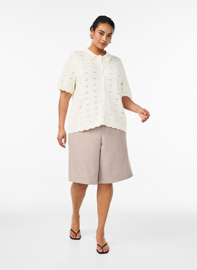 Short-sleeved knit cardigan with polo collar and eyelet embroidery, Vanilla, Model image number 1
