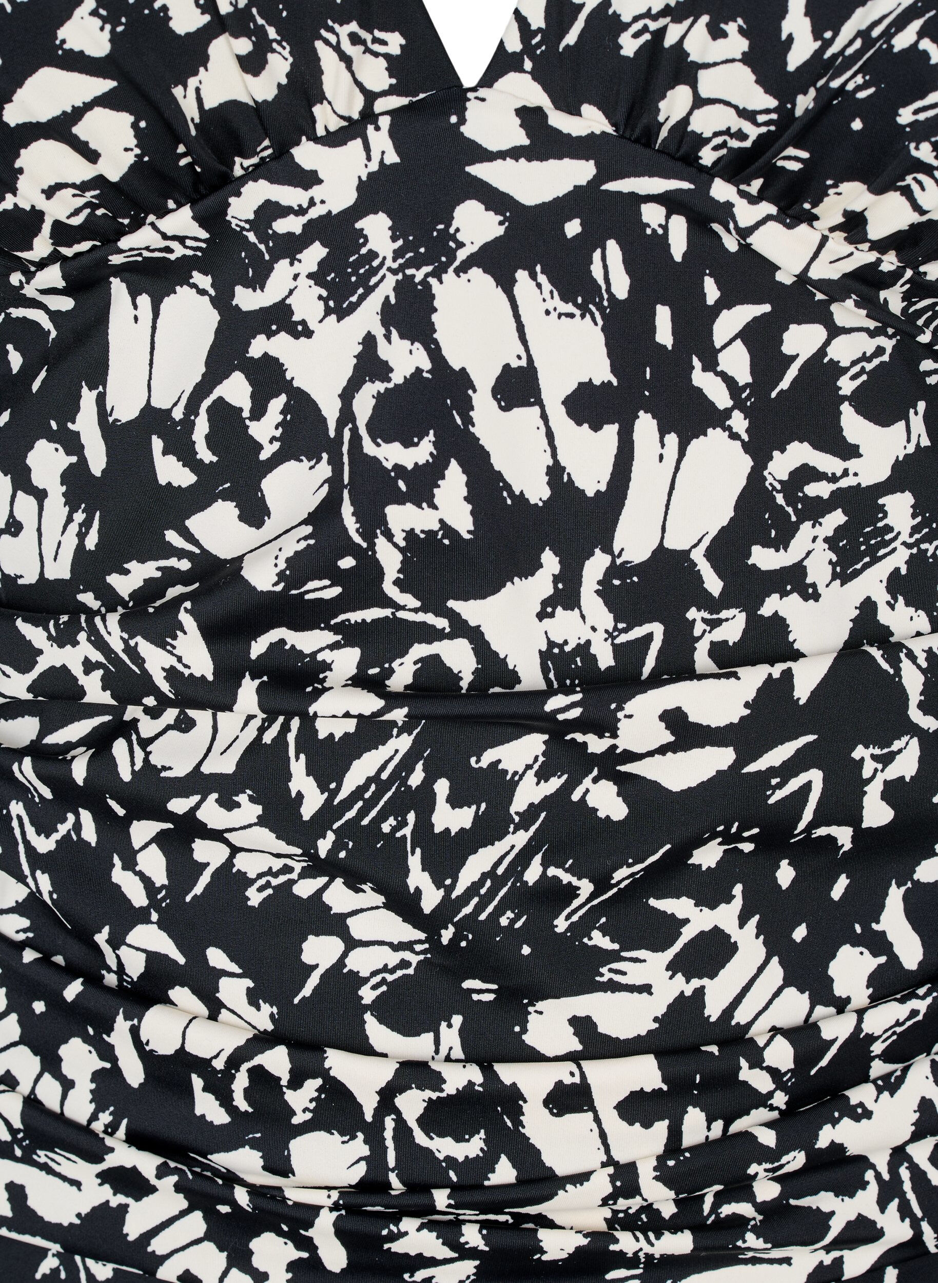 Zizzifashion Patterned swimsuit with deep V-neck, Black, Packshot image number 2