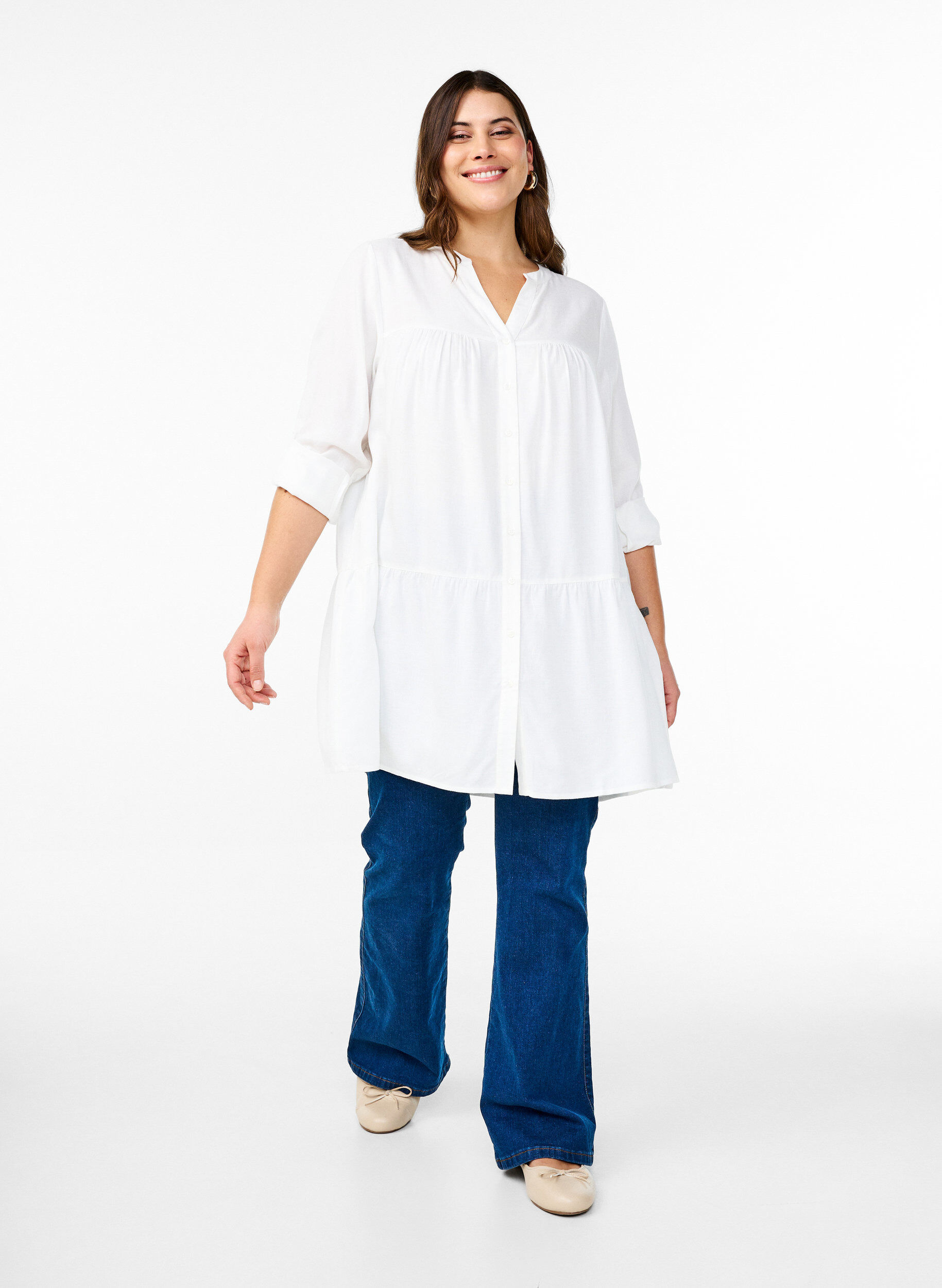 Zizzifashion Tunic with V-neckline and gathered details, White, Model image number 1