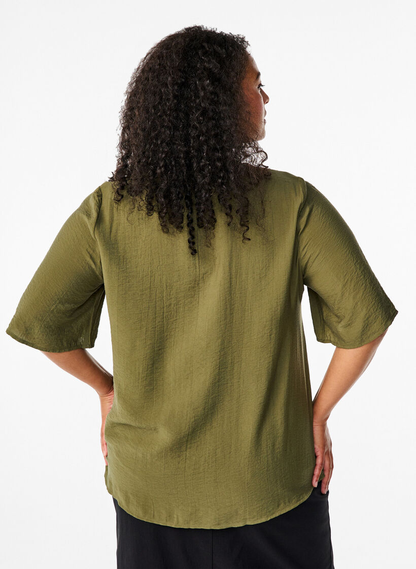 Viscose blouse with v-neck and embroidery detail, Green, Model image number 2
