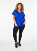 Loose training t-shirt with v-neck, Blue, Model image number 1