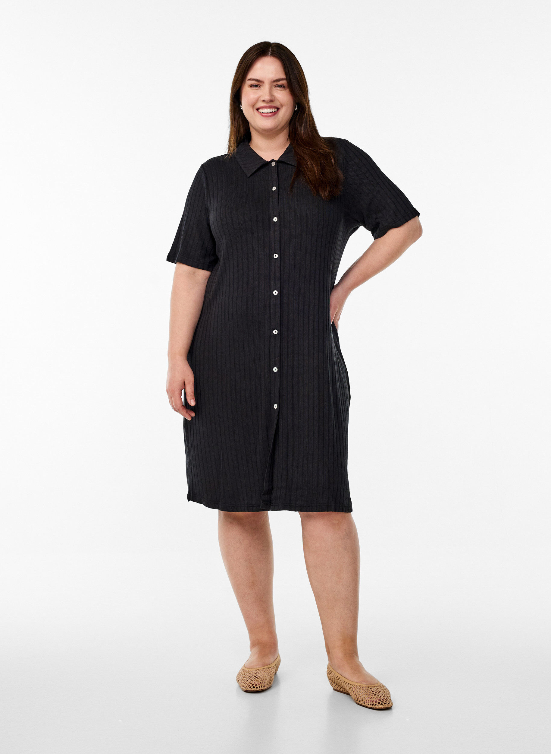 Zizzifashion Knee-length jersey shirt dress with short sleeves, Black, Model image number 1