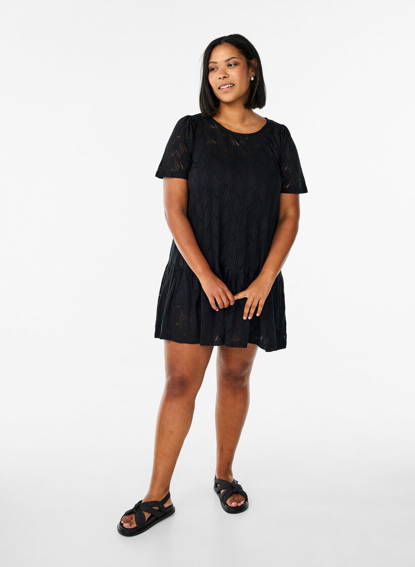 FLASH - Short jersey dress with eyelet pattern, Black, Model image number 2