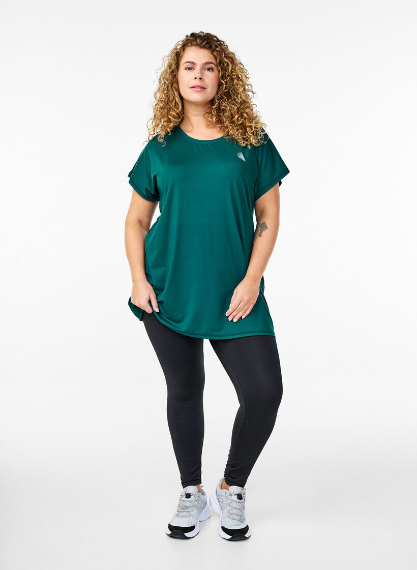 Long workout T-shirt, Green, Model image number 1