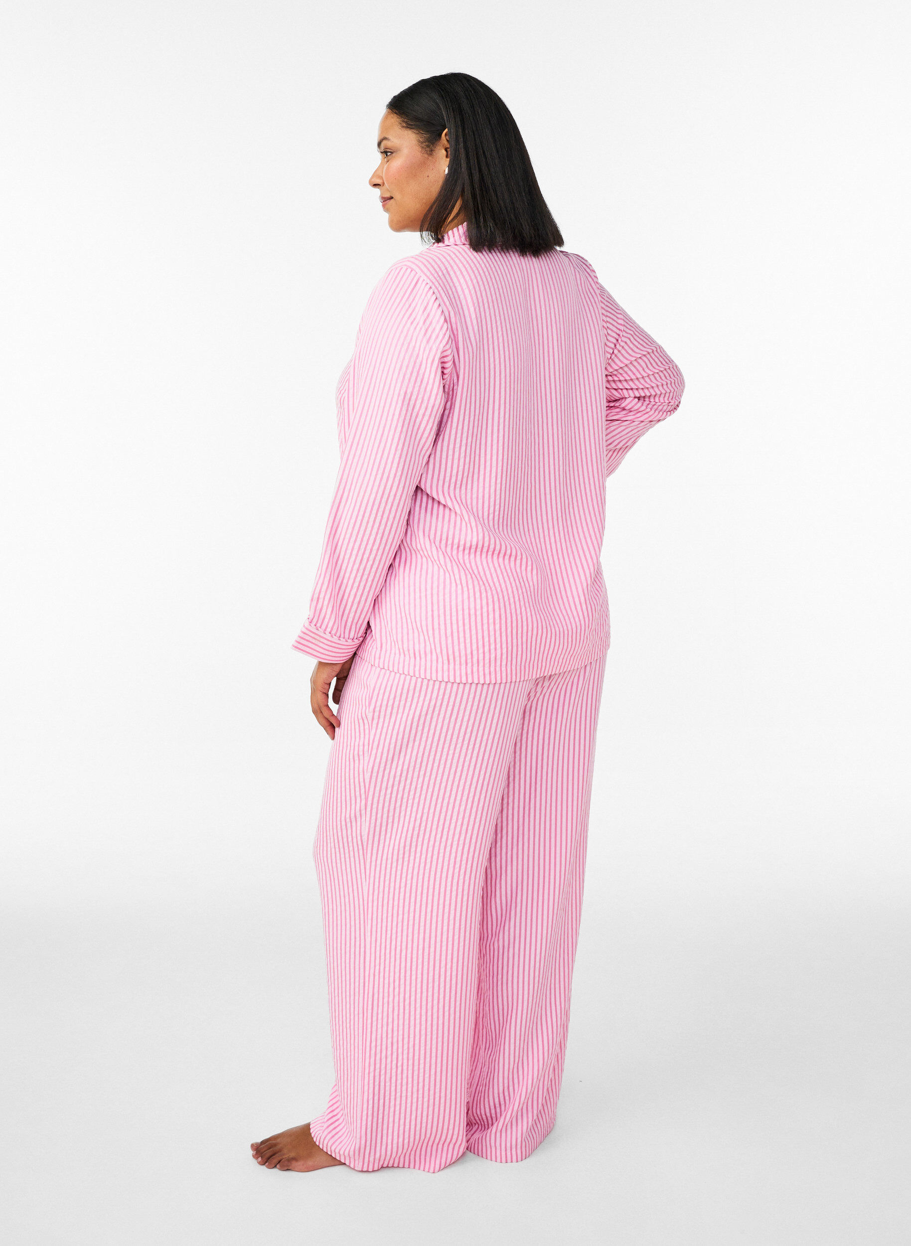 Zizzifashion Loose seersucker pyjama trousers with high waist, Pink, Model image number 1