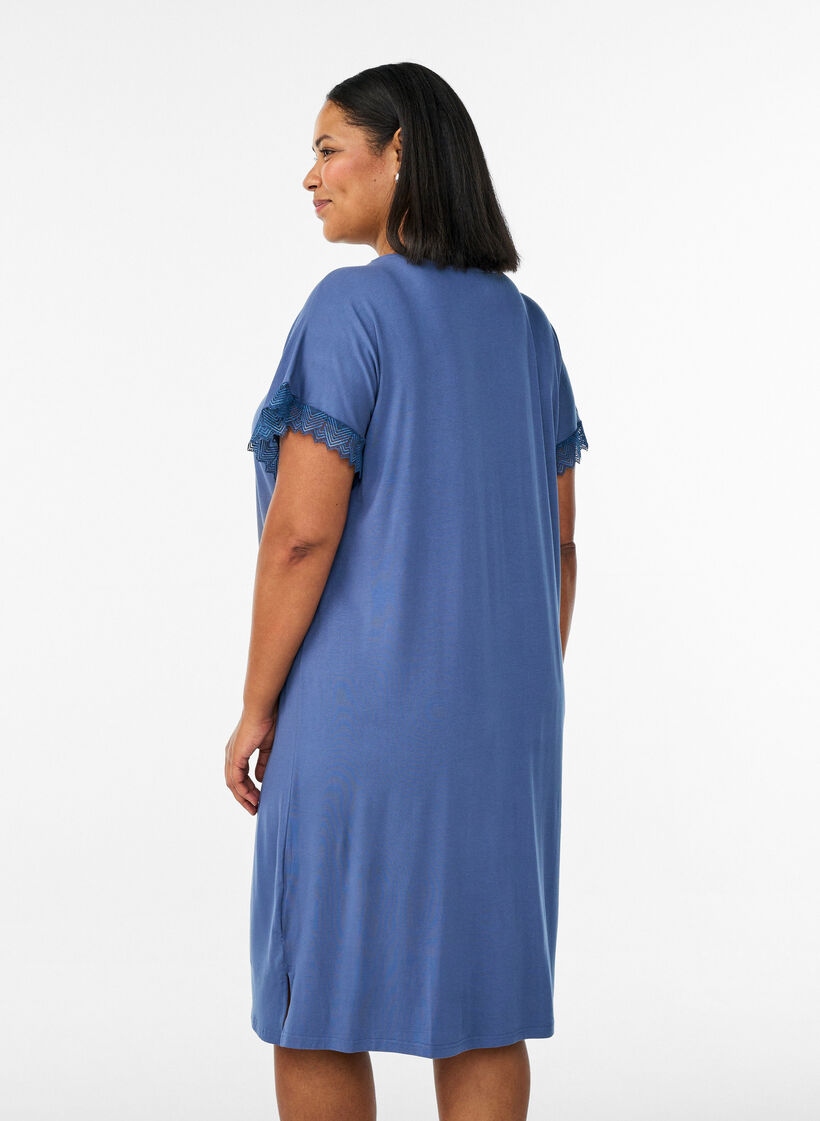 Viscose nightgown with short sleeves and lace trim, Blue, Model image number 2