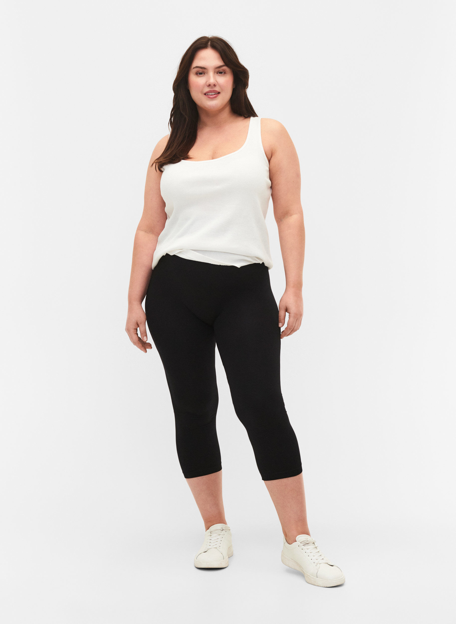 Zizzifashion Seamless 3/4 leggings, Black, Model image number 1